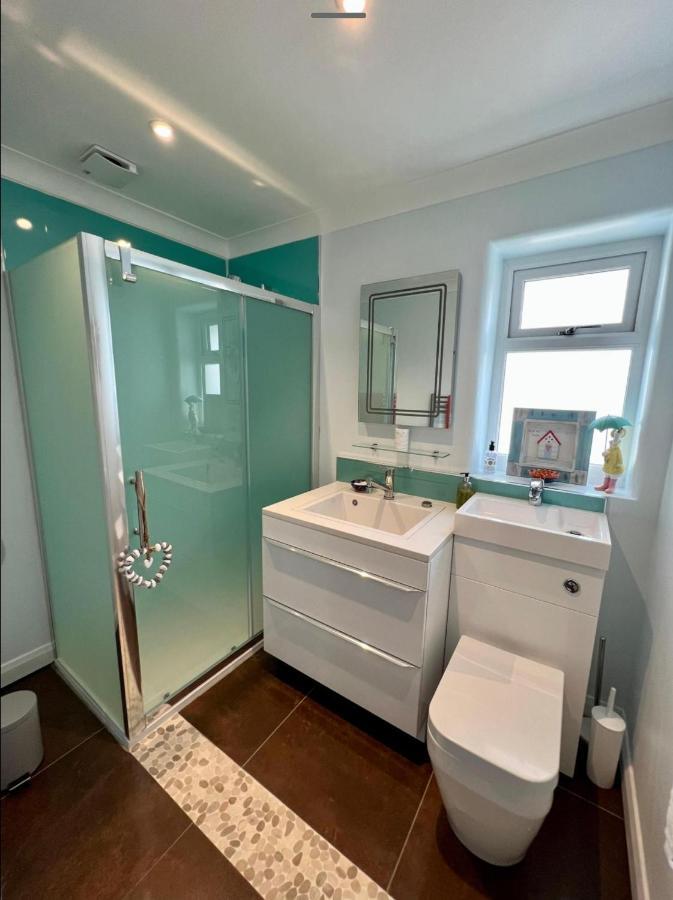 Seaspot Is A 1 Bed Annex Ground Floor Apartment At Stunning Broadsands Beach Nr Brixham! Churston Ferrers Exterior foto